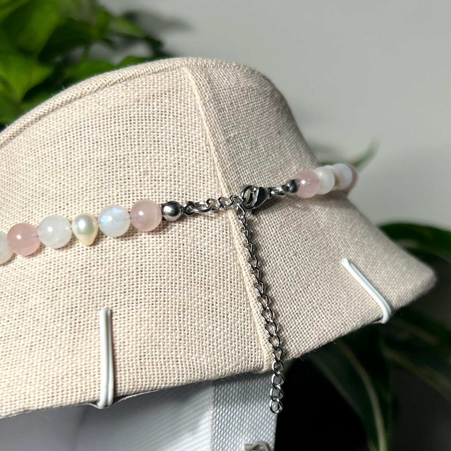 Rose Quartz Corazón Necklace {silver}
